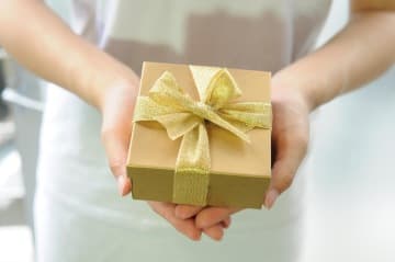 Gift voucher for free choice of services
